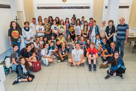 55 MTLS Trebnje - udelezenci Malega likovnega tabora obiskali umetnike, foto Eving